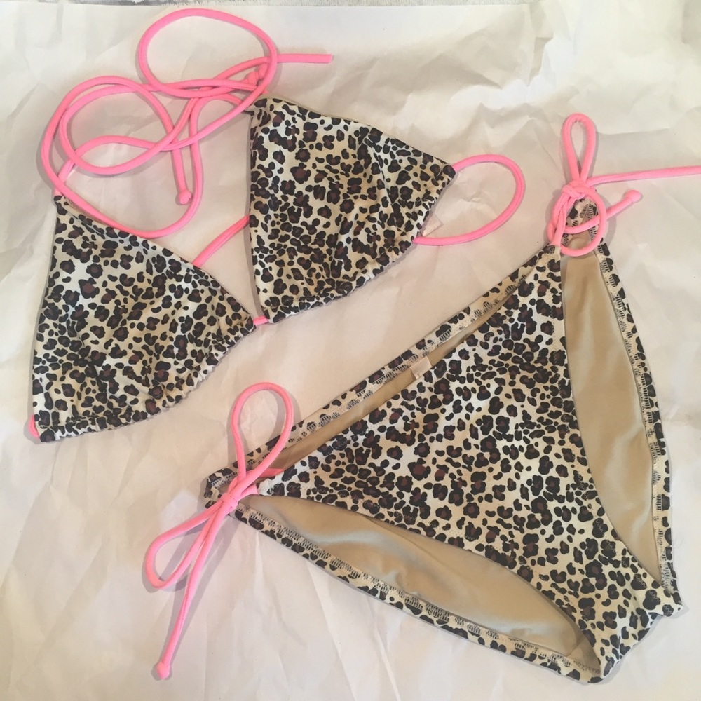 Victoria’s Secret Cheetah print Bikini!